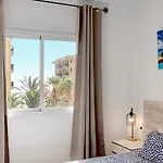 Casa Roberto Nyaraló *