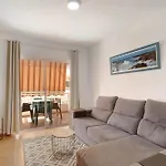 Casa Roberto Nyaraló Candelaria