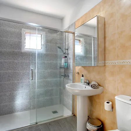 Casa Roberto Holiday home *